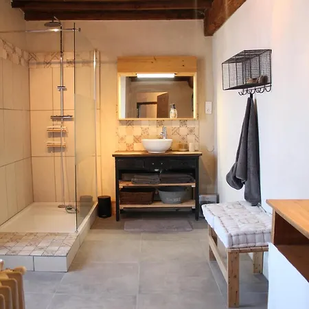 Les Tilleuls Bed & Breakfast